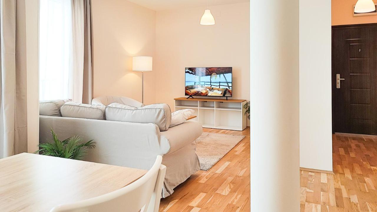 Filinhome Papa 5 Novi Sad